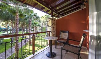 Nobilis Single with Child Double Room Classic Village Balkon