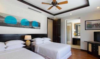 Nam Hoi An Three Bedroom Ocean Front Pool Villa Schlafen