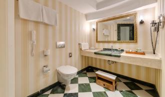 Nobilis Suite Superior Sea Side Badezimmer